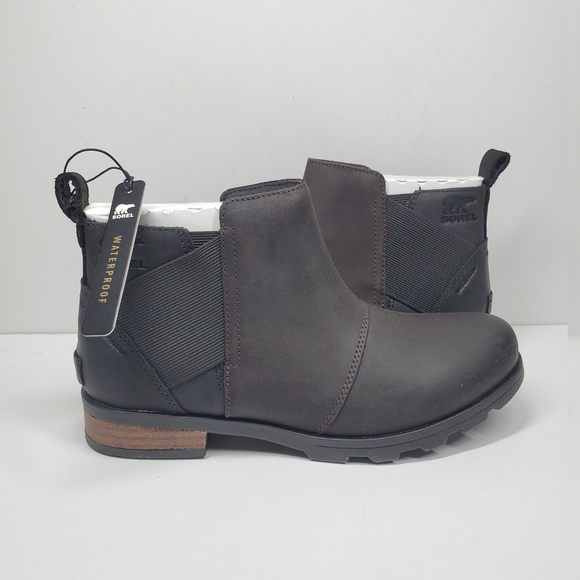 New Sorel Women's Emelie Chelsea Ankle Boots